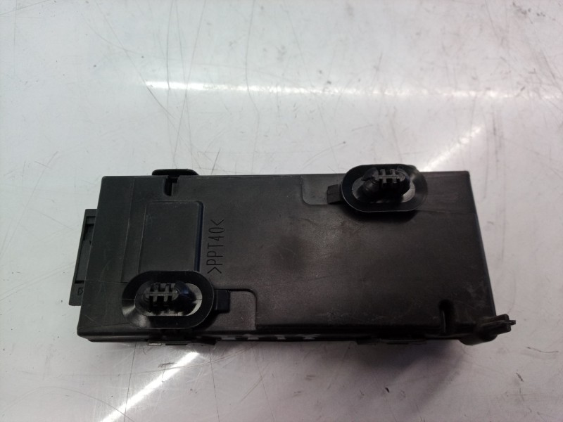 Recambio de centralita check control para renault megane iii sport tourer referencia OEM IAM 9665182080 9665182080 17750031