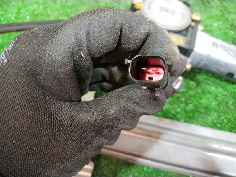 Recambio de elevalunas trasero derecho para chrysler pt cruiser (pt) 2.2 crd catwalk classic referencia OEM IAM 40211111803 4021