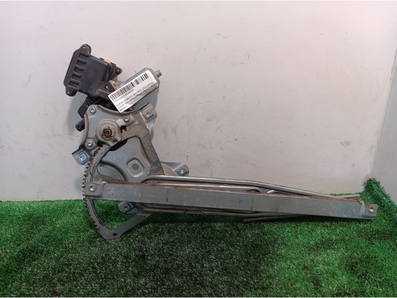 Recambio de elevalunas delantero izquierdo para toyota yaris (ksp9/scp9/nlp9) básico referencia OEM IAM 983722101 983722101 8572