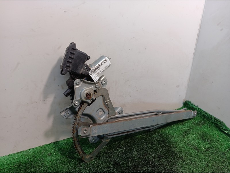 Recambio de elevalunas delantero izquierdo para toyota yaris (ksp9/scp9/nlp9) básico referencia OEM IAM 983722101 983722101 8572