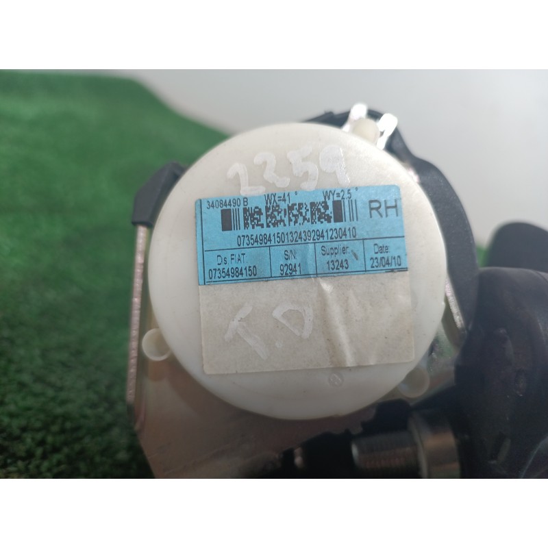 Recambio de cinturon seguridad trasero derecho para ford ka (ccu) black edition referencia OEM IAM 34084490B 34084490B 073549841 Recambio de cinturon seguridad trasero derecho para ford ka (ccu) black edition referencia OEM IAM 34084490B 34084490B 073549841