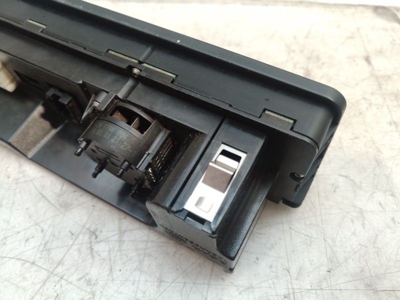 Recambio de mando climatizador para bmw serie 3 touring (e46) 330xi referencia OEM IAM 64116931604 64116931604 64116931604