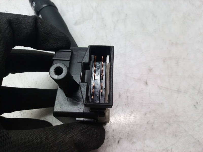 Recambio de mando limpia para kia carens (un) referencia OEM IAM    Recambio de mando limpia para kia carens (un) referencia OEM IAM