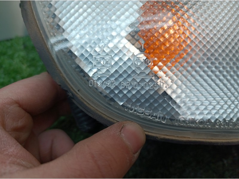 Recambio de piloto delantero derecho para nissan sunny berlina (n14) slx referencia OEM IAM 6R010250 6R010250 6R010250