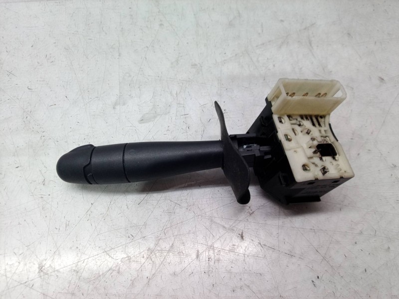 Recambio de mando limpia para renault clio ii fase ii (b/cb0) authentique referencia OEM IAM   