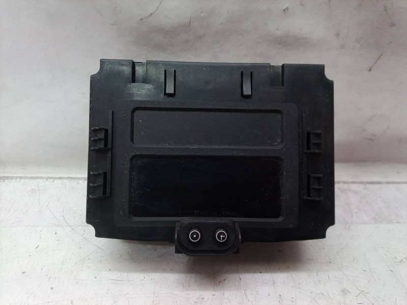 Recambio de pantalla multifuncion para opel zafira a comfort referencia OEM IAM 13106240 13106240 13106240