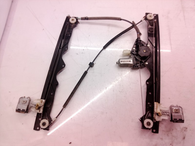 Recambio de elevalunas delantero izquierdo para jeep gr. cherokee (wh) 3.0 crd laredo referencia OEM IAM 04589171 04589171 04589