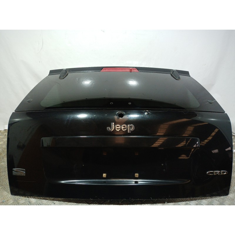 Recambio de porton trasero para jeep gr. cherokee (wh) 3.0 crd laredo referencia OEM IAM 55394517AF 55394517AF 55394517