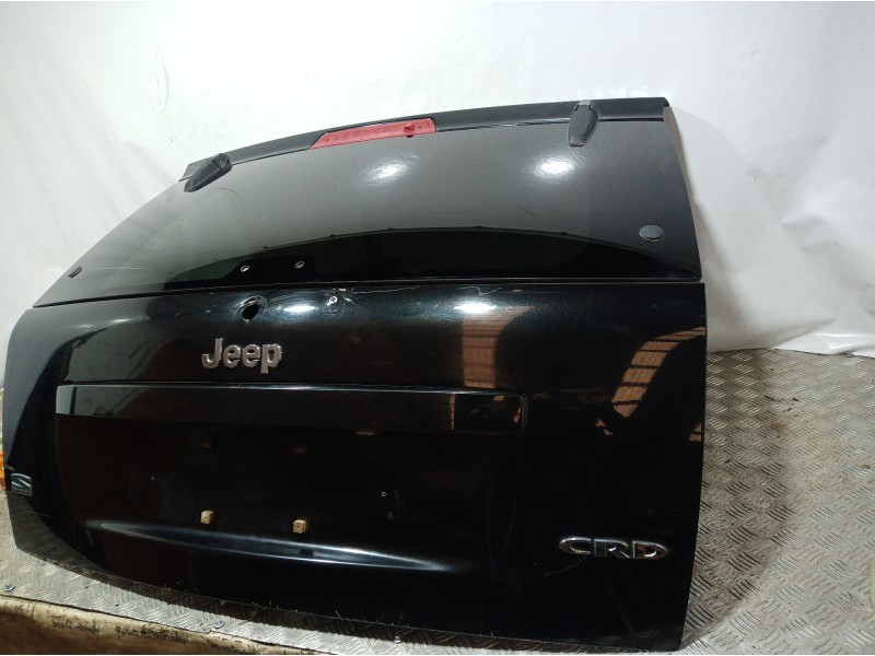 Recambio de porton trasero para jeep gr. cherokee (wh) 3.0 crd laredo referencia OEM IAM 55394517AF 55394517AF 55394517