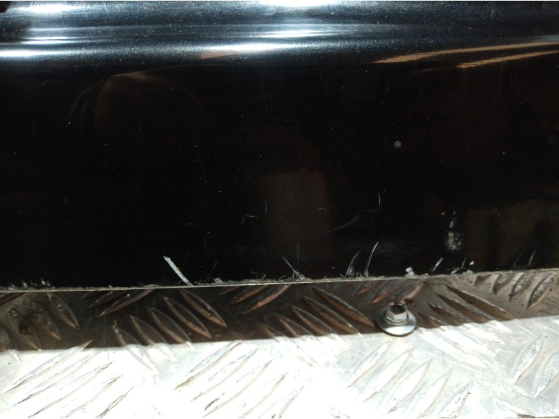 Recambio de porton trasero para jeep gr. cherokee (wh) 3.0 crd laredo referencia OEM IAM 55394517AF 55394517AF 55394517