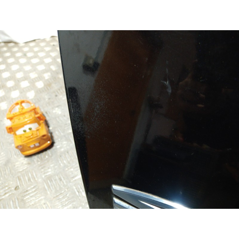 Recambio de porton trasero para jeep gr. cherokee (wh) 3.0 crd laredo referencia OEM IAM 55394517AF 55394517AF 55394517