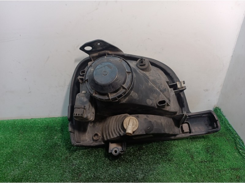 Recambio de faro izquierdo para renault kangoo (f/kc0) 1.9 dti diesel referencia OEM IAM 88204974 88204974 88204974