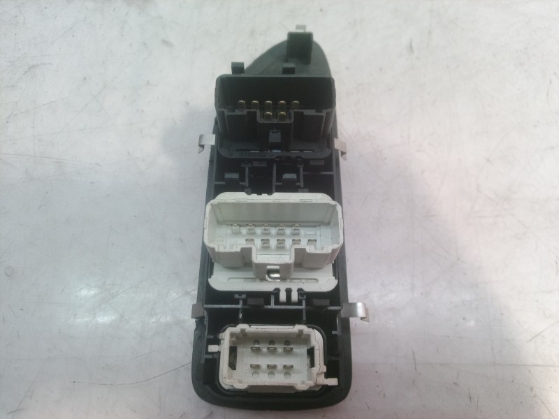 Recambio de mando elevalunas delantero izquierdo para renault laguna ii (bg0) privilege referencia OEM IAM   