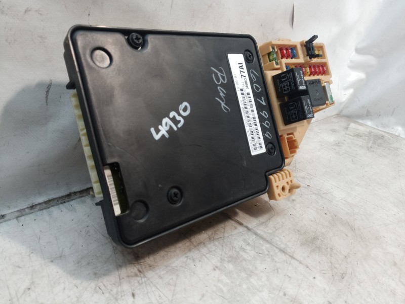 Recambio de caja reles / fusibles para chrysler sebring berlina (jr41) 2.0 le referencia OEM IAM 04606377AI 04606377AI 04606377A