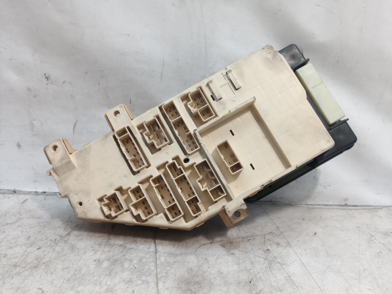 Recambio de caja reles / fusibles para chrysler sebring berlina (jr41) 2.0 le referencia OEM IAM 04606377AI 04606377AI 04606377A