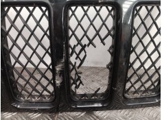 Recambio de rejilla delantera para jeep gr. cherokee (wh) 3.0 crd laredo referencia OEM IAM 55157458AB 55157458AB 55157458AB 2