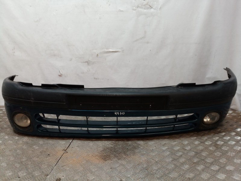 Recambio de paragolpes delantero para renault clio ii fase i (b/cbo) 1.9 d referencia OEM IAM   