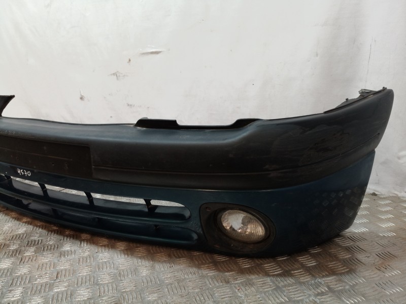 Recambio de paragolpes delantero para renault clio ii fase i (b/cbo) 1.9 d referencia OEM IAM   