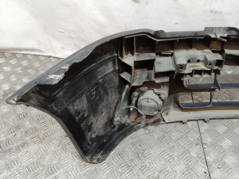 Recambio de paragolpes delantero para renault clio ii fase i (b/cbo) 1.9 d referencia OEM IAM   