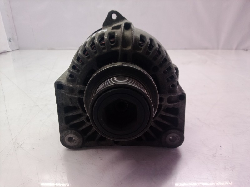 Recambio de alternador para renault megane ii berlina 5p confort authentique referencia OEM IAM 8200100907 8200100907 2542664