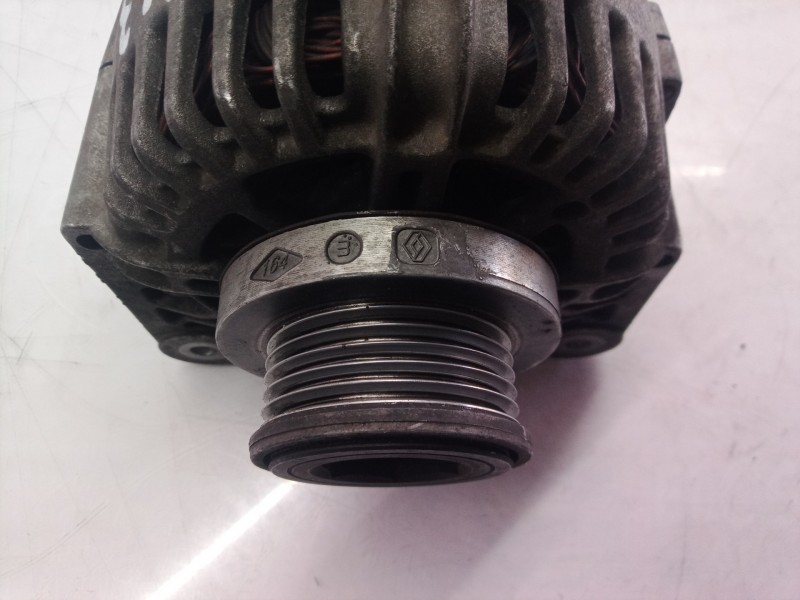 Recambio de alternador para renault megane ii berlina 5p confort authentique referencia OEM IAM 8200100907 8200100907 2542664