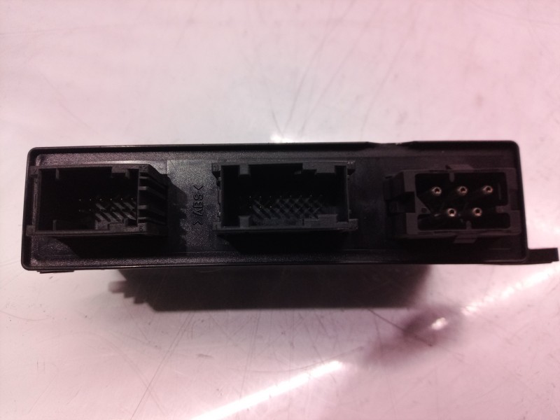 Recambio de centralita cierre para bmw serie 7 (e38) 3.0 v8 cat referencia OEM IAM 05071720 05071720 4378804