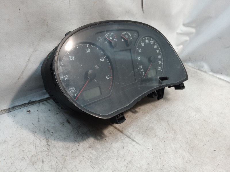 Recambio de cuadro instrumentos para volkswagen polo (9n1) 1.4 tdi referencia OEM IAM 6Q0920800M 6Q0920800M 6Q0920800M