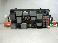 Recambio de caja reles / fusibles para chevrolet evanda referencia OEM IAM 96422832 96422832 96422832