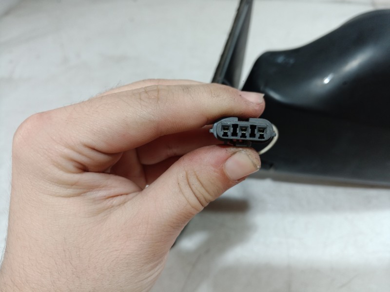 Recambio de retrovisor izquierdo para isuzu rodeo referencia OEM IAM   