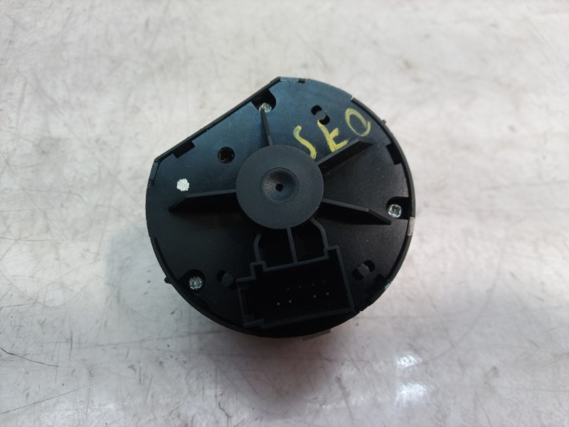 Recambio de mando luces para audi q7 (4l) 4l/xbunq1 referencia OEM IAM 4F1941531 4F1941531 4F1941531