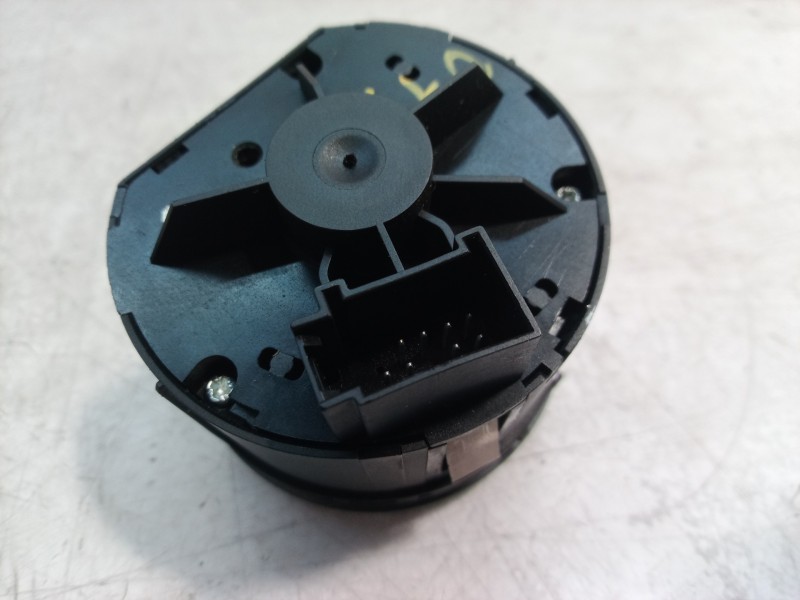 Recambio de mando luces para audi q7 (4l) 4l/xbunq1 referencia OEM IAM 4F1941531 4F1941531 4F1941531