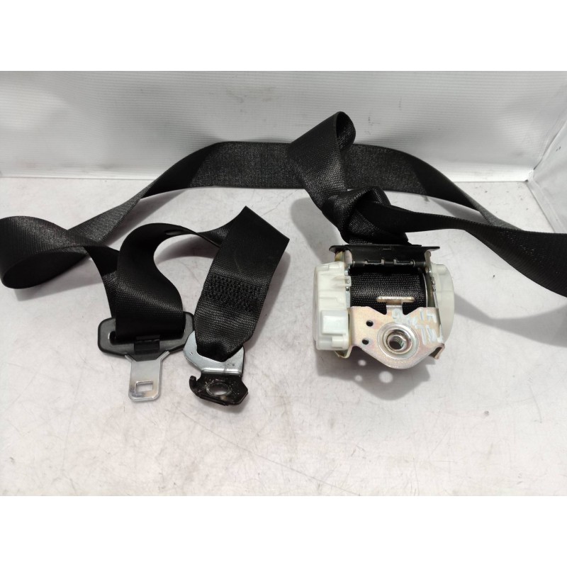 Recambio de cinturon seguridad trasero central para bmw serie 5 berlina (e60) 530d referencia OEM IAM 330612562 330612562 210208