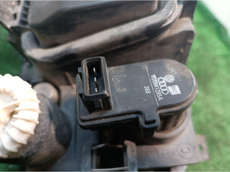 Recambio de faro izquierdo para seat ibiza (6k) 1.4 referencia OEM IAM 6K0941009A 6K0941009A 67735431