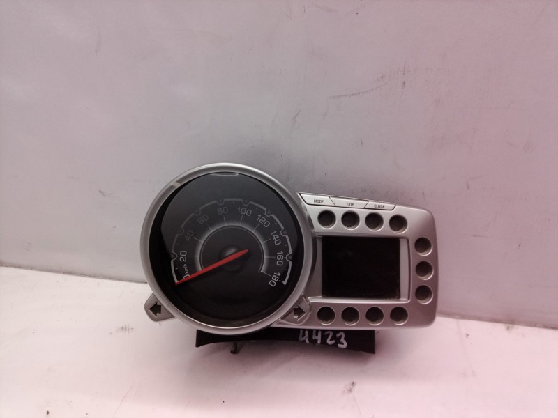 Recambio de cuadro instrumentos para chevrolet spark lt referencia OEM IAM   