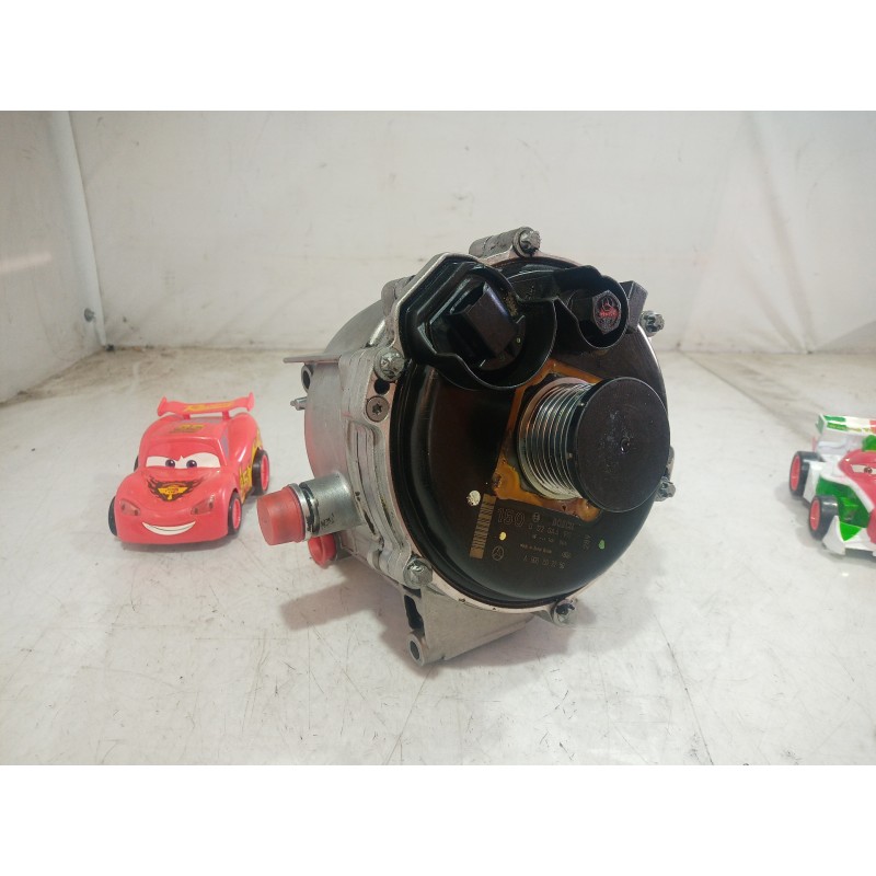 Recambio de alternador para mercedes-benz clase m (w163) 400 cdi (163.128) referencia OEM IAM A0001502250 A0001502250 A000150225