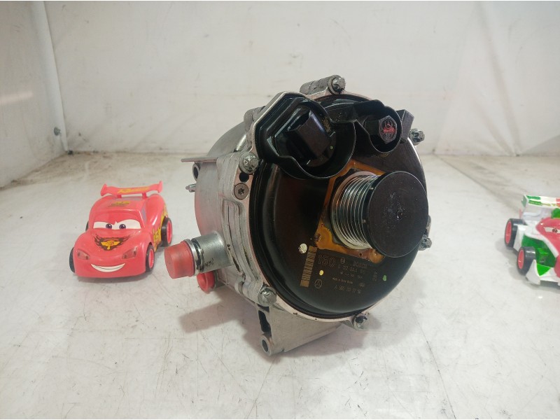 Recambio de alternador para mercedes-benz clase m (w163) 400 cdi (163.128) referencia OEM IAM A0001502250 A0001502250 A000150225
