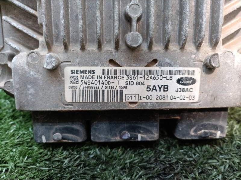 Recambio de centralita motor uce para ford fiesta (cbk) ambiente referencia OEM IAM 3S6112A650LB 3S6112A650LB I002081