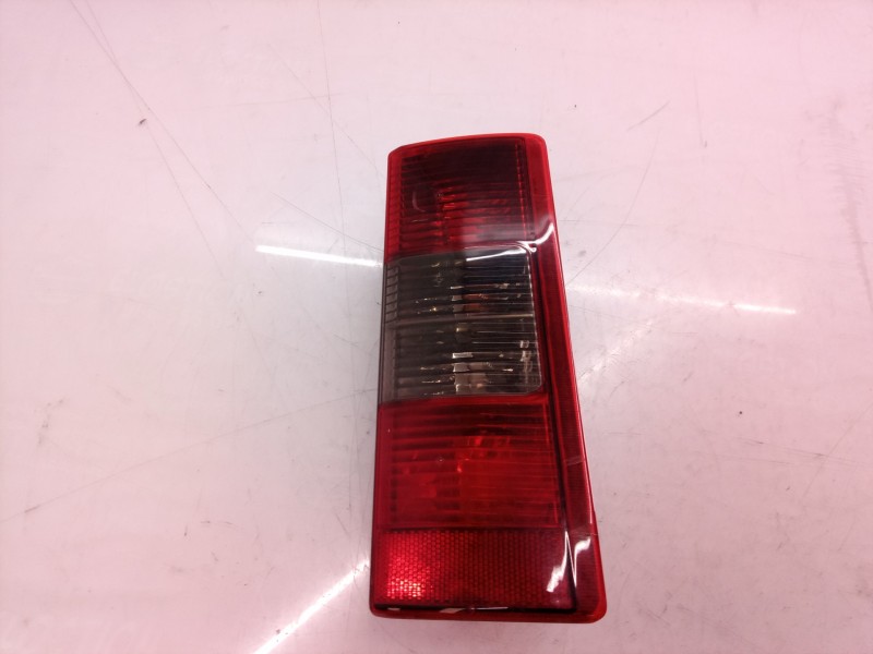 Recambio de piloto trasero derecho para opel combo (corsa c) familiar referencia OEM IAM 09199763  