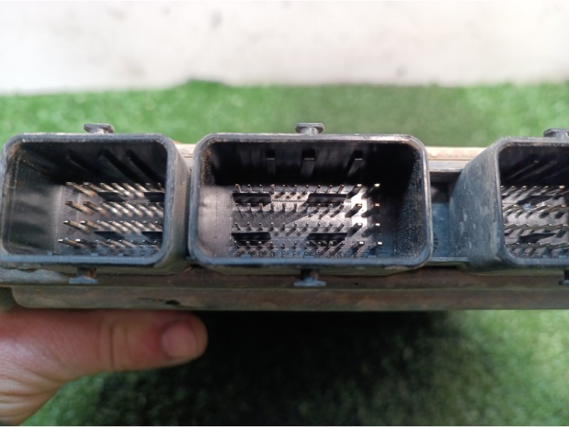 Recambio de centralita motor uce para ford fiesta (cbk) ambiente referencia OEM IAM 3S6112A650LB 3S6112A650LB I002081