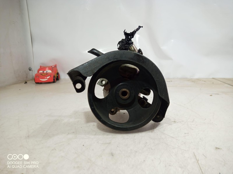 Recambio de bomba direccion para citroën xsara berlina 1.9 td x referencia OEM IAM 9631923580 9631923580 20672536