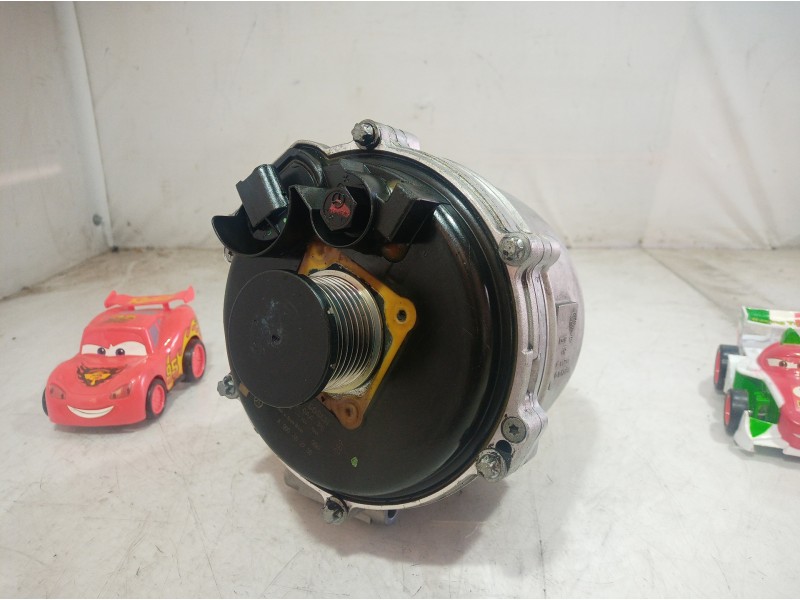 Recambio de alternador para mercedes-benz clase m (w163) 400 cdi (163.128) referencia OEM IAM A0001502250 A0001502250 A000150225