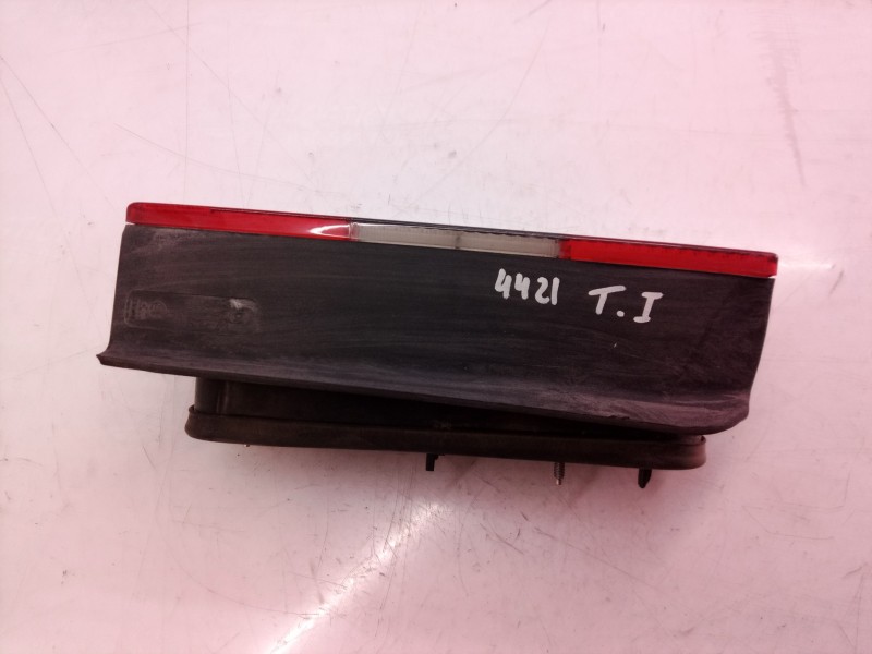 Recambio de piloto trasero izquierdo para opel combo (corsa c) familiar referencia OEM IAM 09199760  