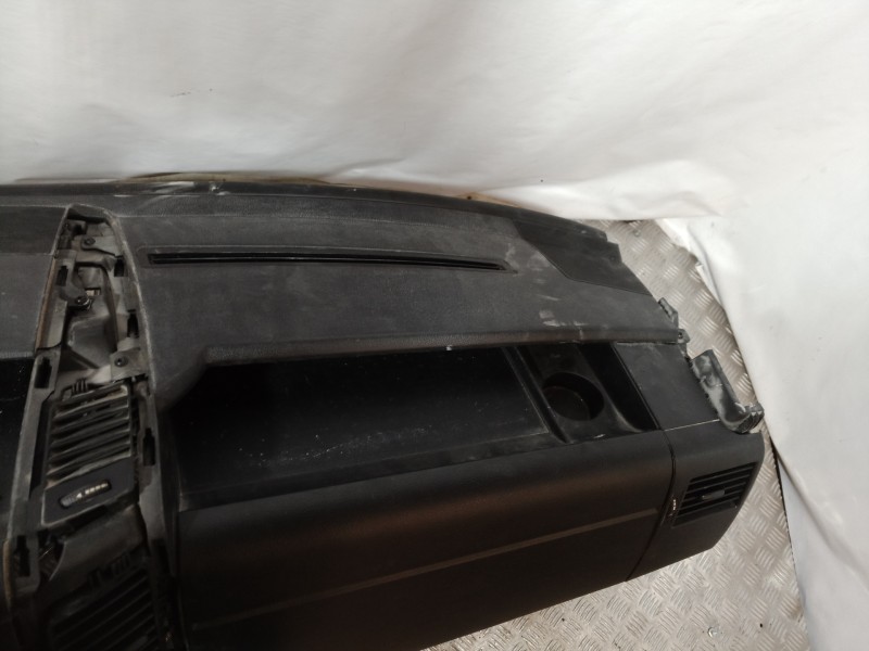 Recambio de salpicadero para volkswagen crafter caja cerrada 2.0 tdi referencia OEM IAM   