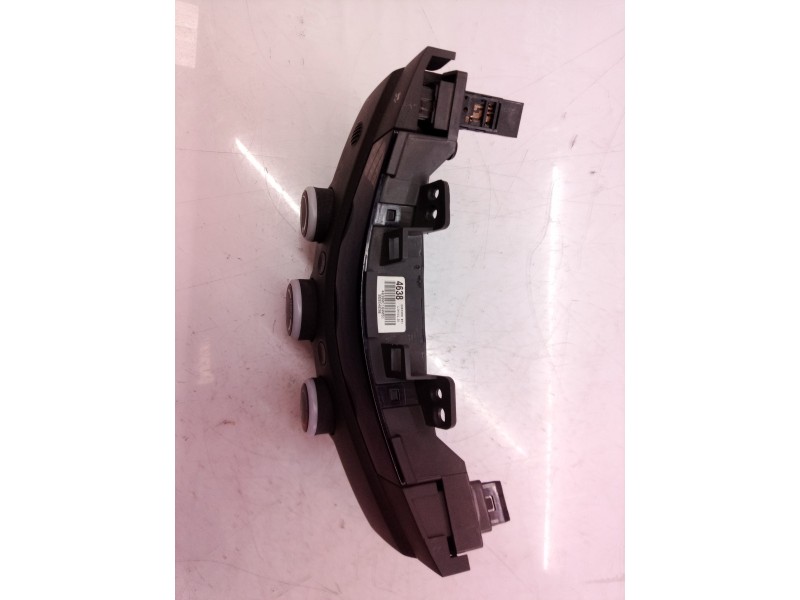Recambio de mando climatizador para chevrolet spark lt referencia OEM IAM 95954638 95954638 95954638