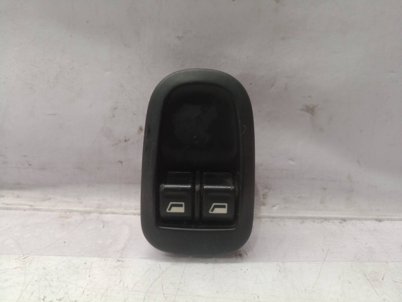 Recambio de mando elevalunas delantero izquierdo para peugeot 206 berlina e-music referencia OEM IAM   