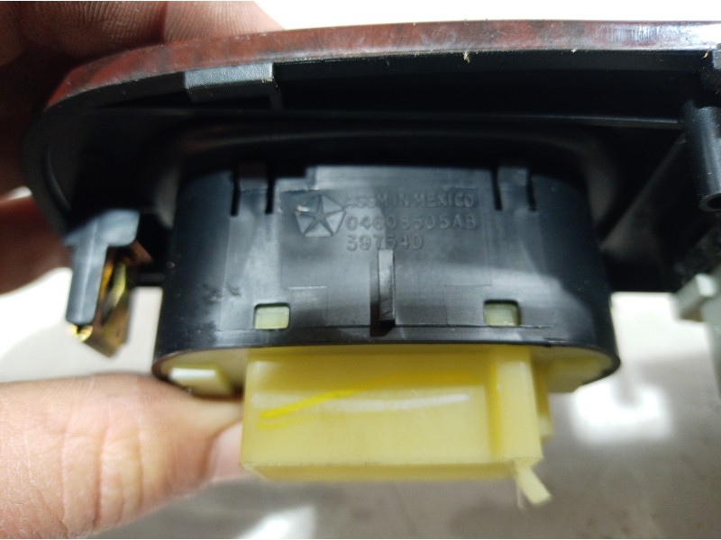 Recambio de mando retrovisor para chrysler sebring berlina (jr41) 2.0 le referencia OEM IAM 04608505AB 04608505AB 04608509AA