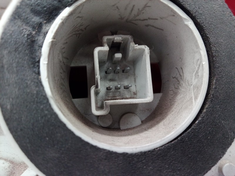 Recambio de piloto trasero derecho para ford focus berlina (cak) ambiente referencia OEM IAM 1150021 1150021 1150021