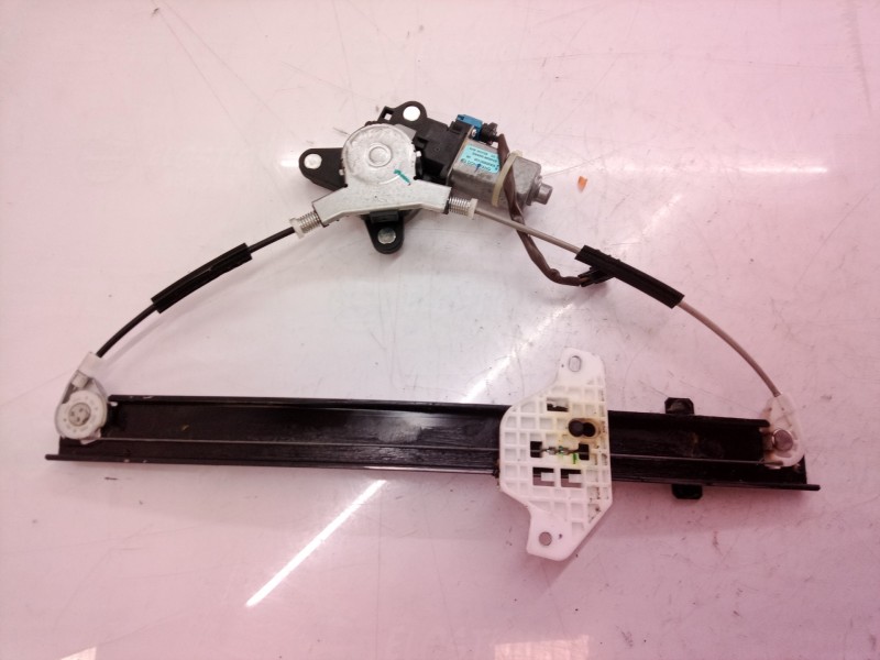 Recambio de elevalunas delantero derecho para chevrolet spark lt referencia OEM IAM 98820M3010 98820M3010 98820M3010