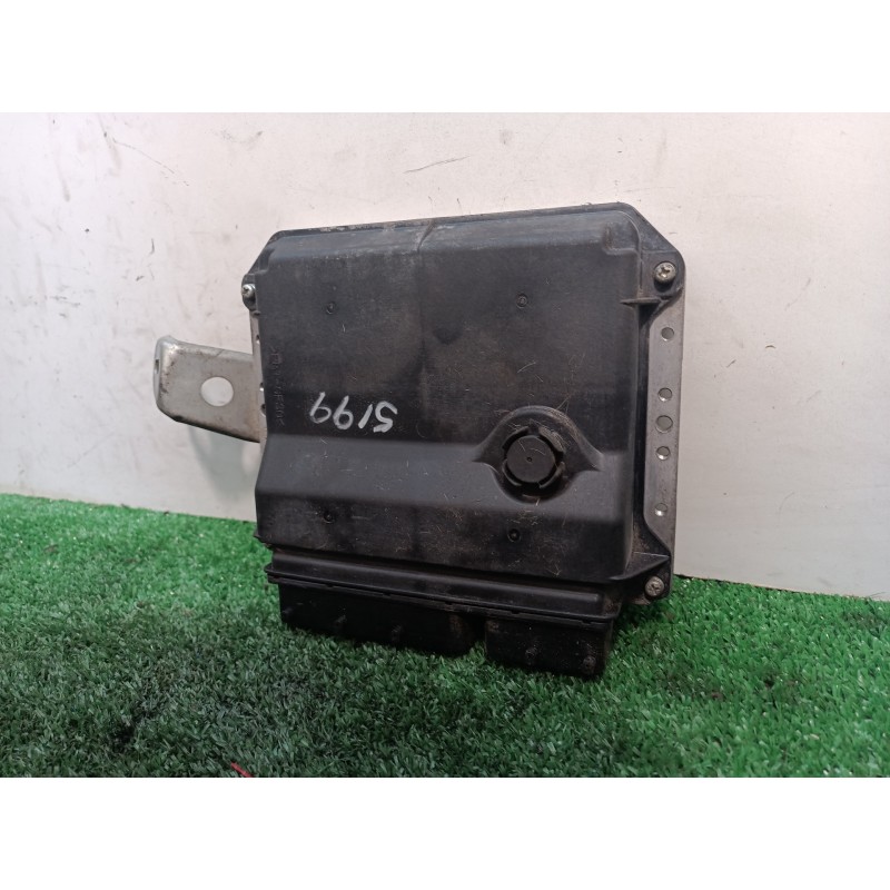 Recambio de centralita motor uce para toyota yaris (ksp9/scp9/nlp9) básico referencia OEM IAM 896610D310 896610D310 896610D310