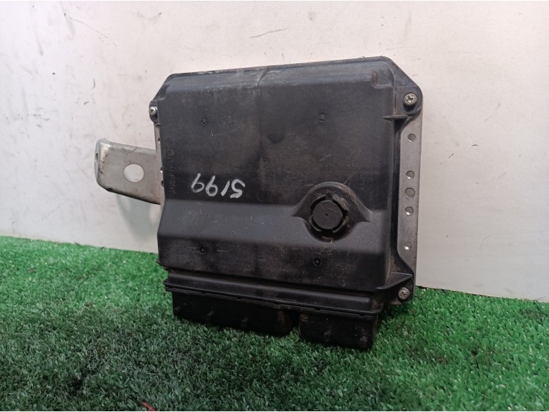 Recambio de centralita motor uce para toyota yaris (ksp9/scp9/nlp9) básico referencia OEM IAM 896610D310 896610D310 896610D310